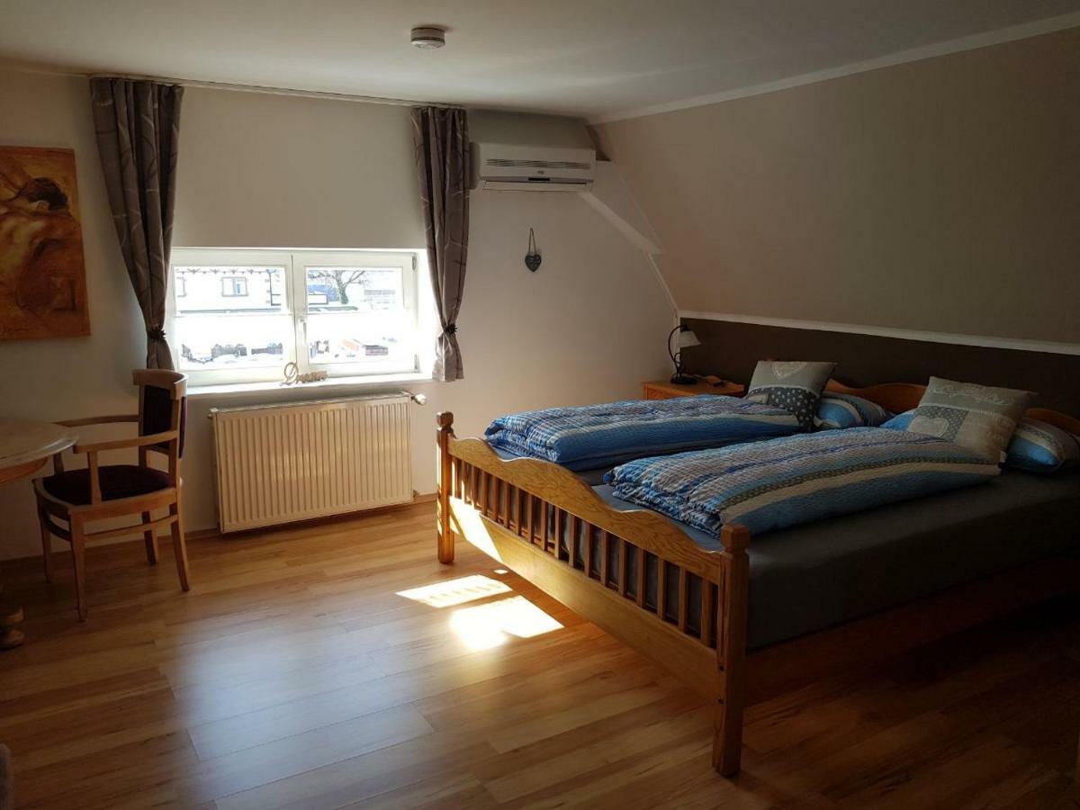 Ferienwohnung "Zum Hexenhaeusle" Weissenburg in Bayern Ngoại thất bức ảnh